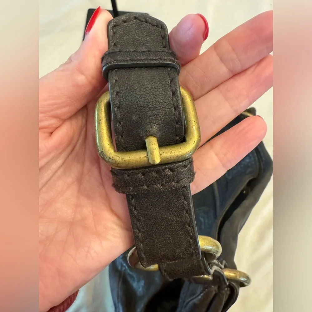 VTG! Fossil Foldover Shoulder Bag with Gold Accents - Picture 14 of 16